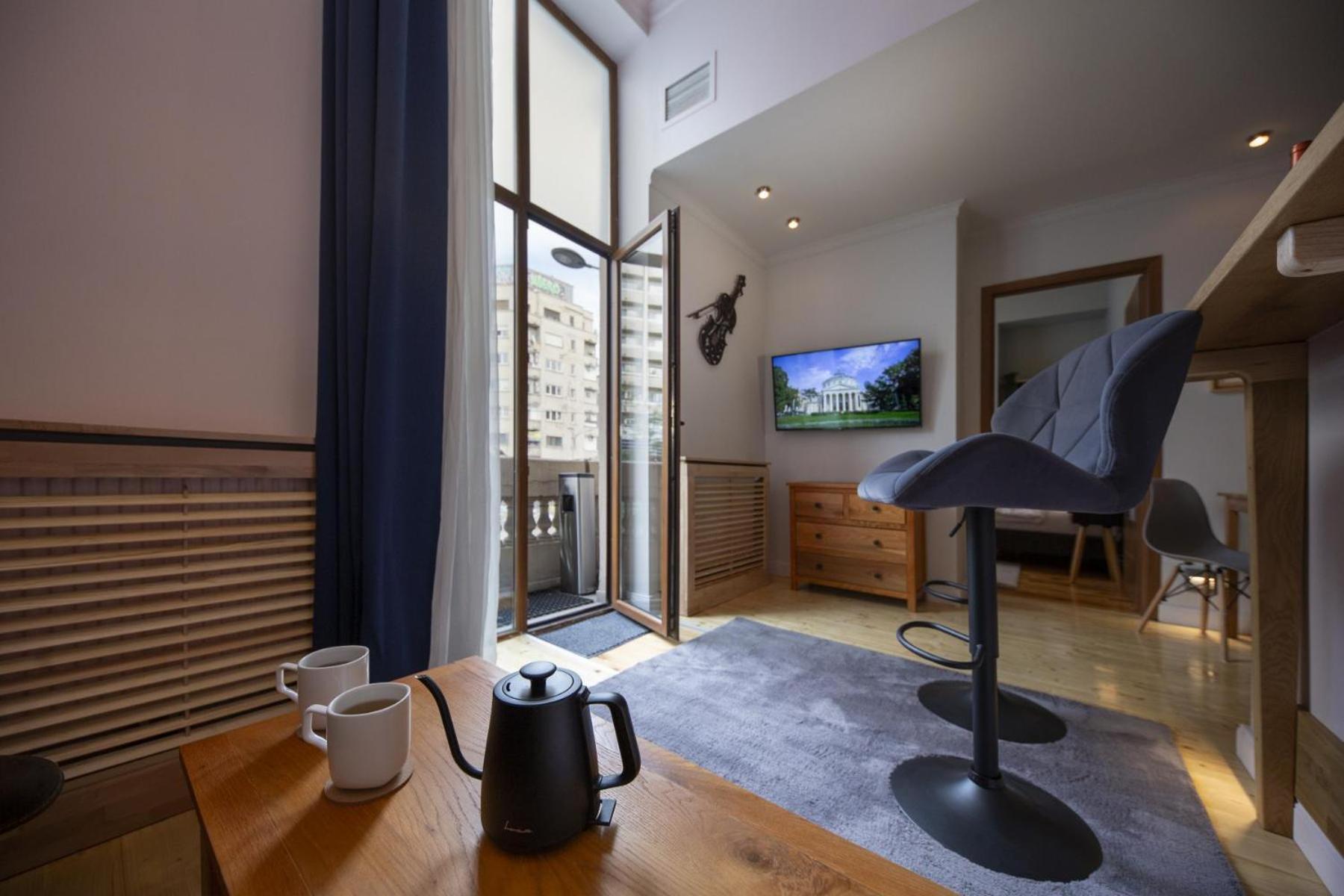 Athenaeum Spacious& Cozy 1Br Prime Location W Balcony Bukarest Exteriör bild